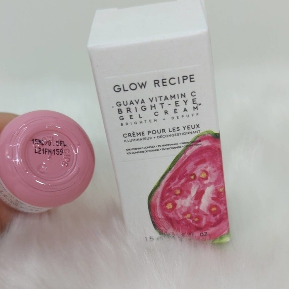 Glow Recipe Guava Vitamin C Bright-Eye Gel Cream - Picture 7 of 9